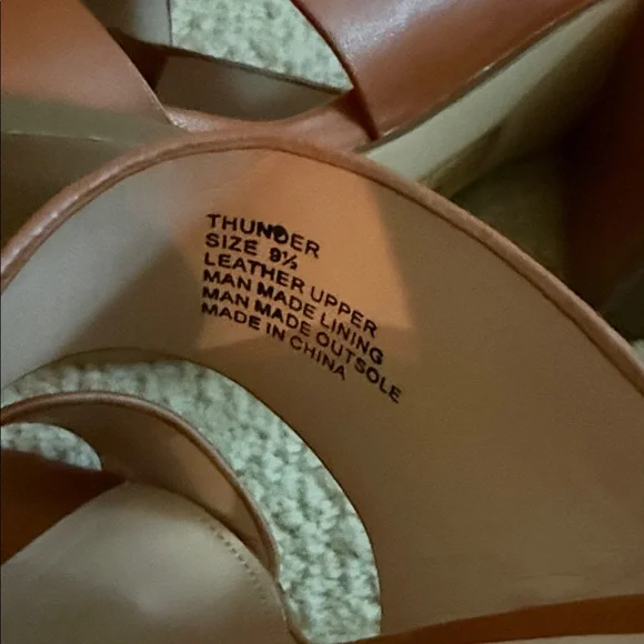 Messeca New York Women's Brown Slide Leather Thunder Sandals size 9.5 - Picture 13 of 14